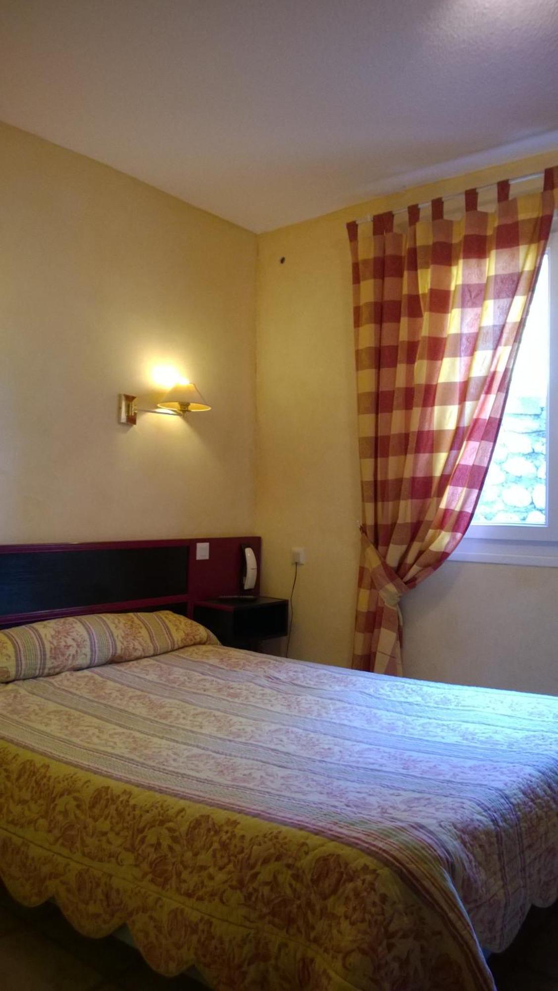 Hotel Les Cavalets Bauduen Szoba fotó
