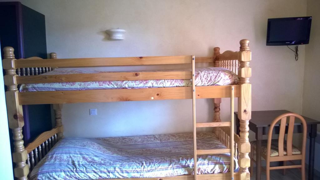 Hotel Les Cavalets Bauduen Szoba fotó