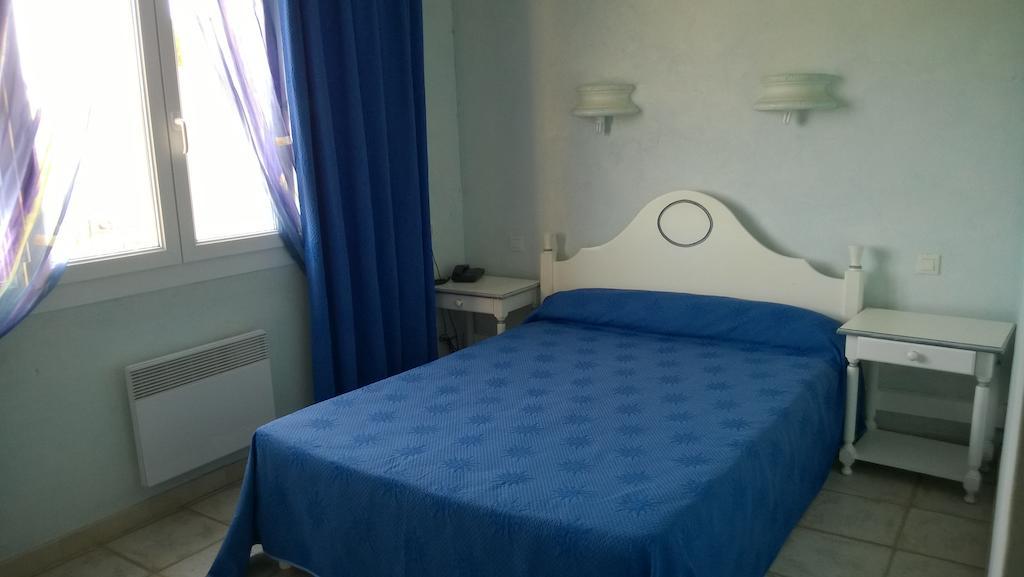 Hotel Les Cavalets Bauduen Szoba fotó