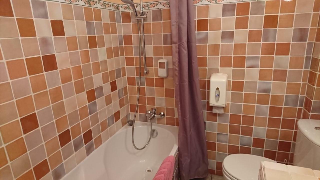 Hotel Les Cavalets Bauduen Kültér fotó